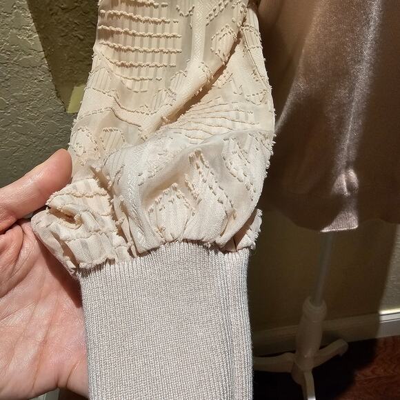 Rio & Rian XL Blush Pink Textured Sleeve Sweater Romantic Feminine Soft Chic - Picture 9 of 11